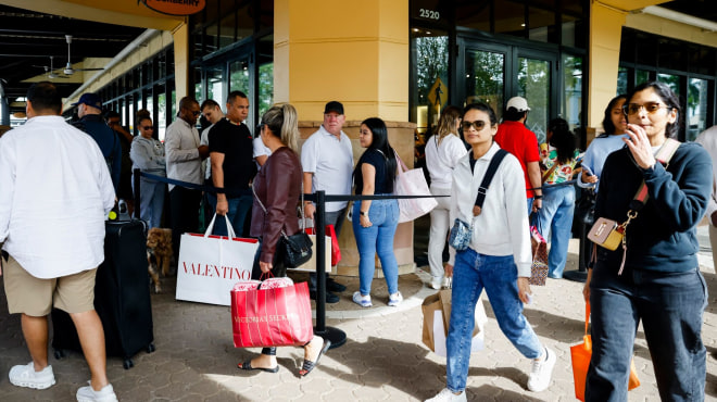 Breaking: U.S. economic growth accelerated to a 4.3% annual rate last quarter, blowing past expectations