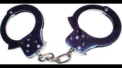 Sextortion gang busted in Fazilka, 2 women arrested | Chandigarh News - Times Of India 
https://timesofindia.indiatimes.com/city/chandigarh/sextortion-gang-busted-in-fazilka-2-women-arrested/articleshow/127892330.cms
