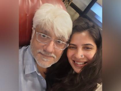 SC grants interim bail to Vikram Bhatt's wife Shwetambari in multi-crore cheating case
https://www.lokmattimes.com/entertainment/sc-grants-interim-bail-to-vikram-bhatts-wife-shwetambari-in-multi-crore-cheating-case/