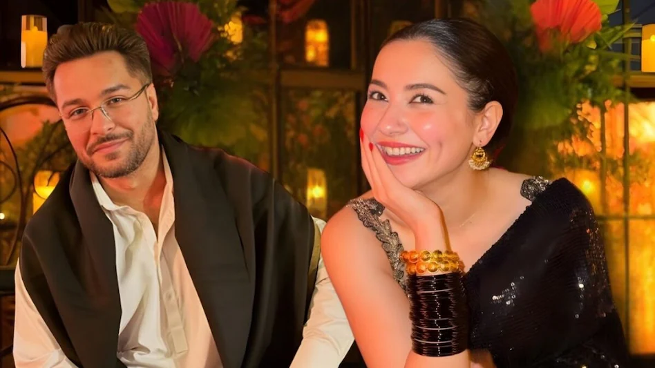 PAK एक्ट्रेस हानिया आमिर बनेंगी दुल्हन, मशहूर सिंगर से होगी शादी? वायरल वीडियो देख टूटा फैंस का दिल https://www.aajtak.in/entertainment/news/story/pakistani-actress-hania-aamir-spotted-in-wedding-outfit-with-asim-azhar-video-tmovj-dskc-2467746-2026-02-14