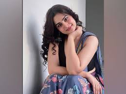 'धुरंधर' एक्ट्रेस संग हुई बदतमीजी? पैप्स को दी वॉर्निंग- अपनी इज्जत गंवाएंगे...
 https://www.aajtak.in/entertainment/bollywood-news/story/dhurandhar-actress-ayesha-khan-bashed-paparazzi-for-inappropriate-pictures-video-tmovf-dskc-2467745-2026-02-14