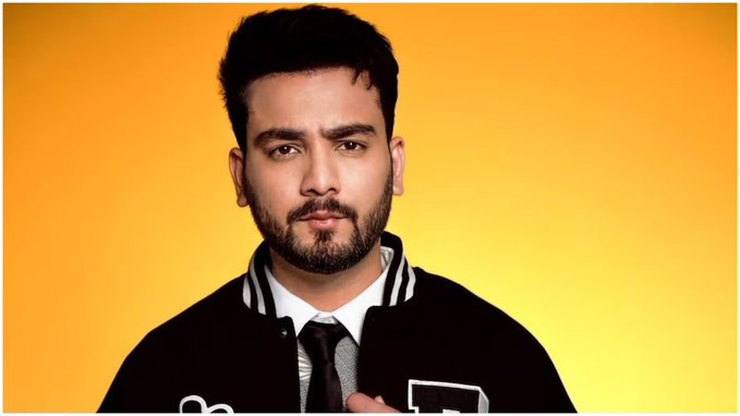 दूल्हा बनेंगे एल्विश यादव? डेटिंग पर तोड़ी चुप्पी, बोले- शादी करने के लिए... 
एल्विश यादव अक्सर ही अपने लिंकअप की खबरों को लेकर सुर्खियों में बने रहते हैं. मगर अब यूट्यूबर ने खुद अपनी डेटिंग लाइफ पर बात की है. उन्होंने कहा कि वो शादी करने के लिए डेट करते हैं.

खबर  https://intdy.in/mas5a2

#ElvishYadav #DatingLife
#Wedding