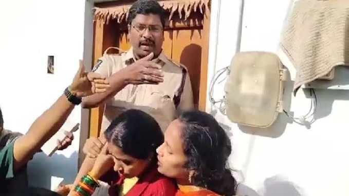 Madanapalle Horror: 7-Year-Old Girl’s Body Found in Neighbour’s Plastic Drum in Andhra Pradesh, Accused Detained as Outrage Erupts | #AndhraPradesh #Madanapalle #CrimeNews #JusticeForHer #BreakingNews #NationShocked #LocalOutrage #ChildSafety #fondpeace
