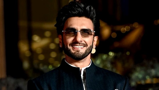 Ranveer Singh steps out for NMACC gala amid Dhurandhar 2 success, fans say he deserves every bit of the praise

Ranveer Singh made a stylish appearance at the grand event at the Nita Mukesh Ambani Cultural Centre, riding high on the massive success of Dhurandhar 2.

Looking sharp and confident, Ranveer once again grabbed attention with his elegant presence, marking a noticeable shift from his earlier bold fashion choices. His appearance comes at a time when the film is dominating the box office and winning audience love.

Fans have been praising the actor across social media, saying he truly deserves every bit of appreciation for his performance and dedication.

With both style and success on his side, Ranveer continues to remain one of the most talked-about stars right now.

#RanveerSingh #Dhurandhar2 #NMACC #Bollywood #TrendingNow #EntertainmentNews