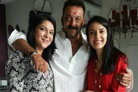 Priya Dutt celebrates Siblings Day with heartfelt post for Sanjay Dutt and Namrata Dutt

Priya Dutt marked Siblings Day by sharing an emotional post dedicated to her siblings, Sanjay Dutt and Namrata Dutt.

The post featured nostalgic family photos, capturing moments from their childhood to the present day.

It also included cherished memories with their parents, Sunil Dutt and Nargis, highlighting the strong emotional bond within the Dutt family.

Fans connected deeply with the post, appreciating the warmth, legacy, and togetherness reflected in the shared memories.

#PriyaDutt #SanjayDutt #NamrataDutt #SunilDutt #Nargis #SiblingsDay #Bollywood #DuttFamily #TrendingNow #DhurandharTheRevenge #SPAslam #FondPeace