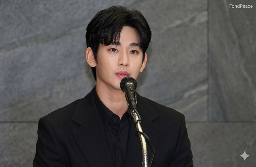 #KimSooHyun: Legal Representative Breaks Silence Over Fabricated Online Allegations, Confirming Police Found Underage Dating Claims to Be Entirely False
South Korean investigators have officially requested an arrest warrant for YouTuber Kim Se-ui after concluding that the evidence presented against the actor was heavily manipulated. 

Police reports reveal that the widely shared KakaoTalk messenger logs were digitally edited to include the actor's name, and the released voice recordings were completely fabricated using artificial intelligence (AI) technology. 

Legal representative Ko Sang-rok emphasized that the actor is strictly a victim of a crime, suffering immense professional damage, and stated they will maintain a firm stance to ensure the actor's immediate return to normal public life.

Read more 👇 via fondpeace.com

#KimSooHyun #KimSaeRon #GoldMedalist #KoSangRok #KimSeUi #HallyuForums #Hallyu #KDrama #FakeNews