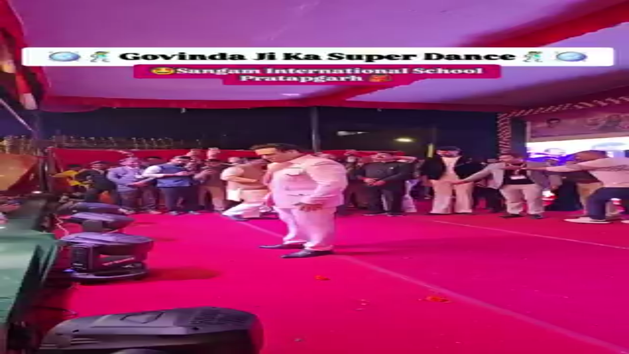 what a downfall of Great Chi Chi,

कभी एक एक फ़िल्म के लिए करोड़ों रूपये चार्ज करने वाले गोविंदा इन दिनों उत्तर प्रदेश के दौरे पर हैँ,

और छोटे छोटे जिलों में सस्ते दर पर परफॉर्म कर रहे हैं,

नब्बे के दशक में जो अरबों रूपये कमाए थे 
वो सब कहाँ गए, #govinda #fondpeace #news #entertainment #writtenupdate